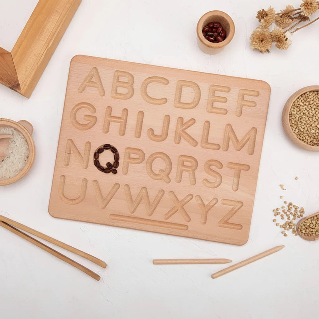 Tavoletta Montessoriana Primi Passi™ in Legno da Tracciare per Bambini, Lettere Maiuscole, Minuscole e Numeri Double Face - Gioco Educativo